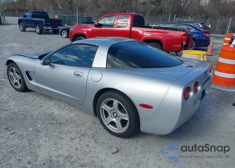 1998 Chevrolet Corvette z USA, uszkodzony, nr VIN 1G1YY22G0W5128342